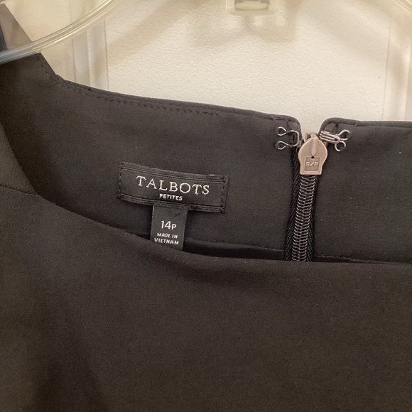 Women’s Talbots black dress, 14p, beautiful design, very flattering - Picture 4 of 4